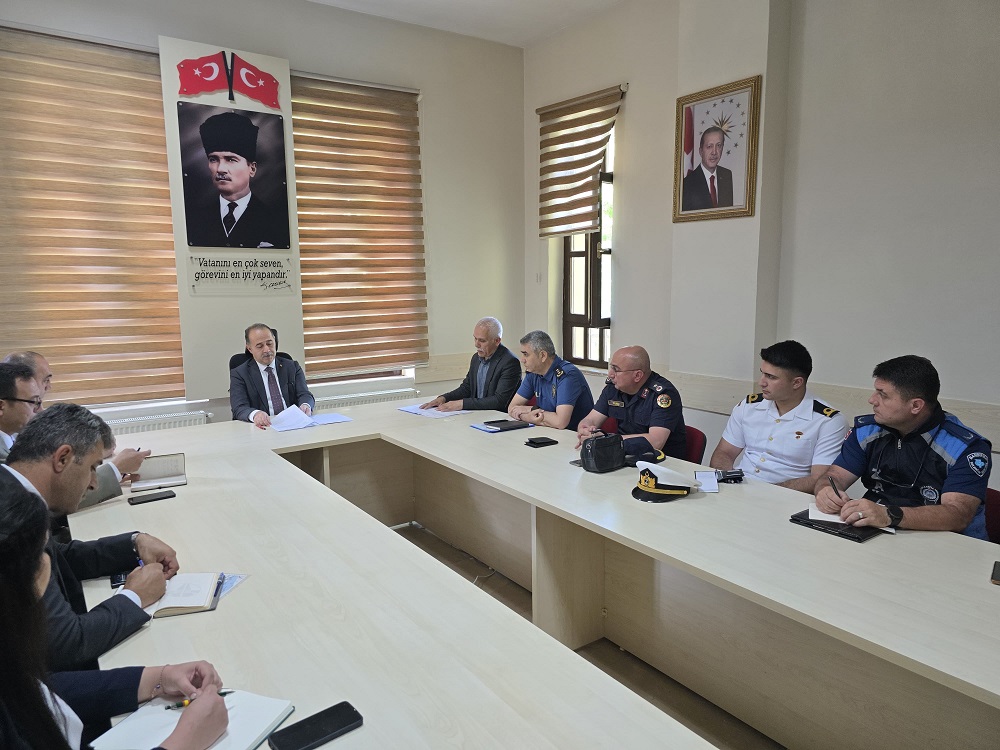 Kurban Bayramı Tedbirleri Toplantısı ile Yaz Mevsimi Trafik Tedbirleri Toplantısı Düzenlendi